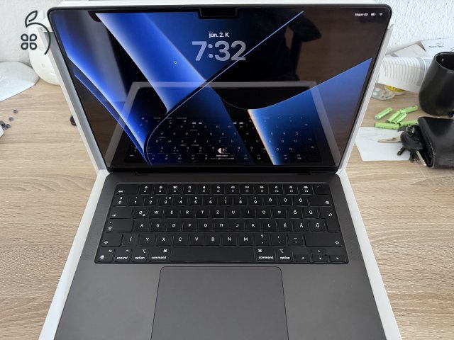 Apple Macbook Pro 14
