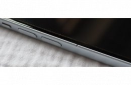 Eladóvá váltak egyben vagy külön-külön a képeken látható Apple termékek.