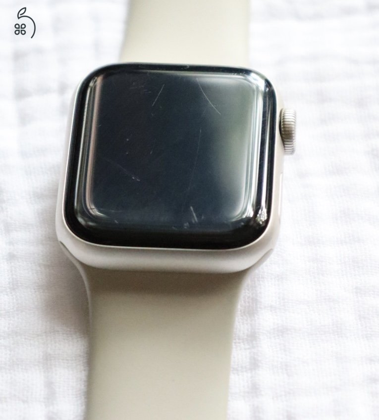 Eladóvá váltak egyben vagy külön-külön a képeken látható Apple termékek.