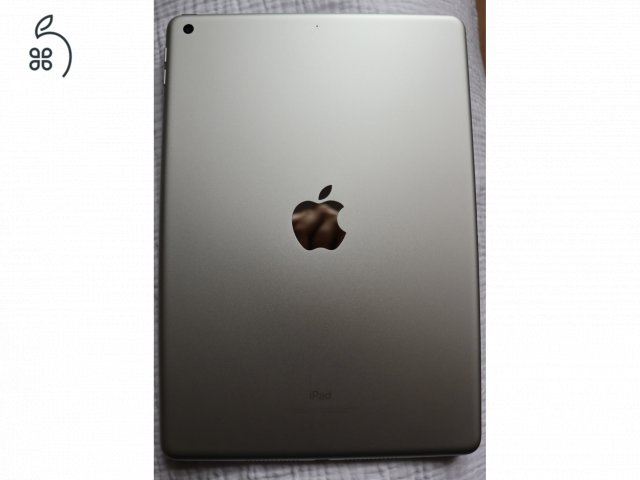 Eladóvá váltak egyben vagy külön-külön a képeken látható Apple termékek.