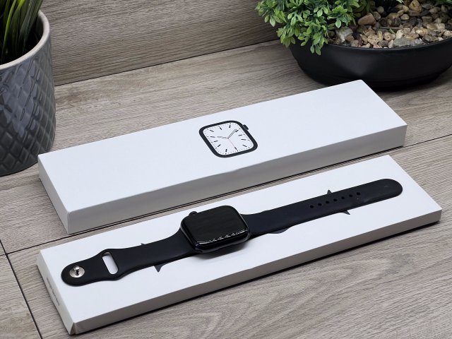 Apple Watch S7 Midnight 45mm 2 ÉV Garanciával Számlával