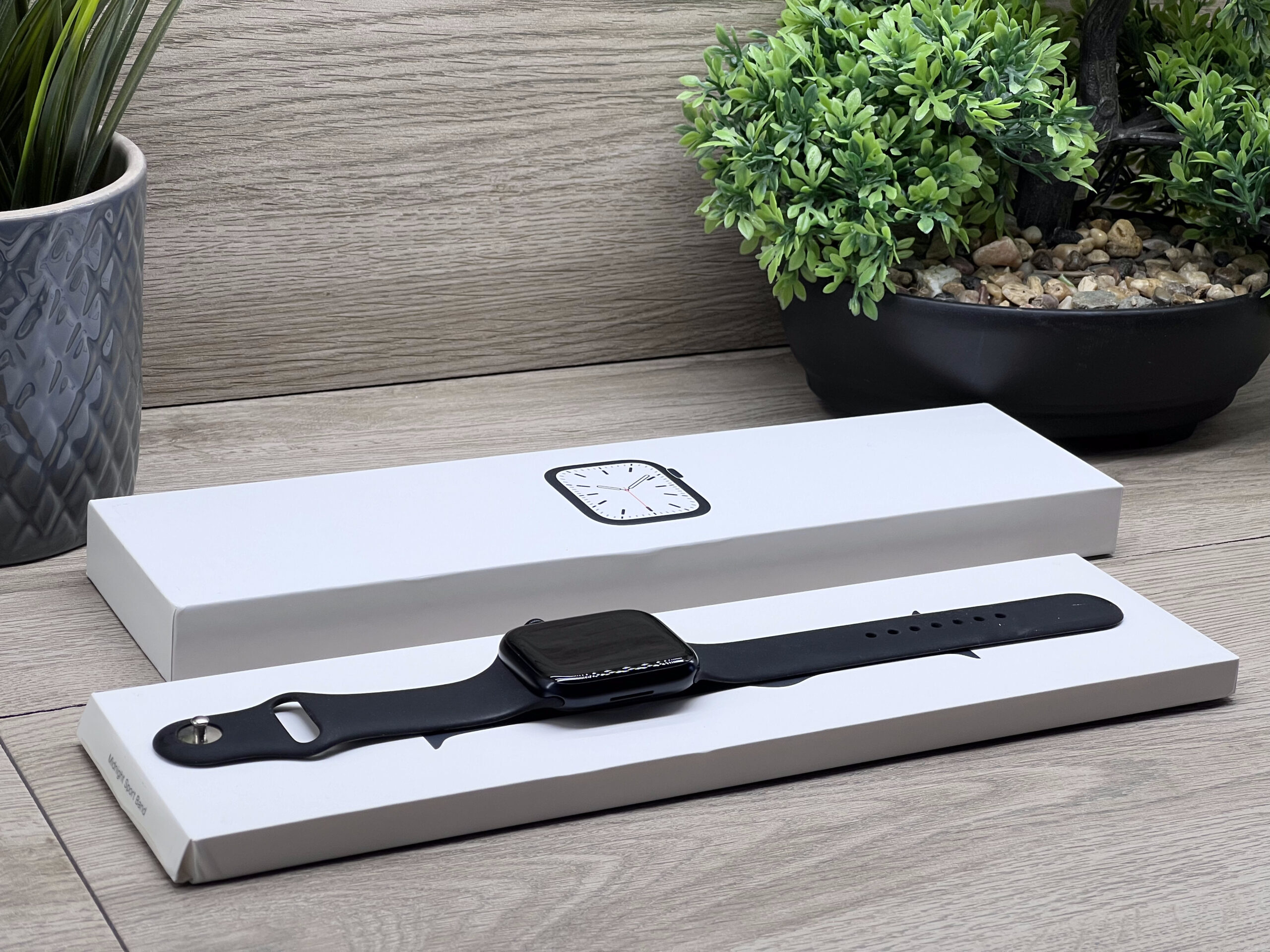 Apple Watch S7 Midnight 45mm 2 ÉV Garanciával Számlával