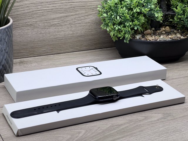 Apple Watch S7 Midnight 45mm 2 ÉV Garanciával Számlával