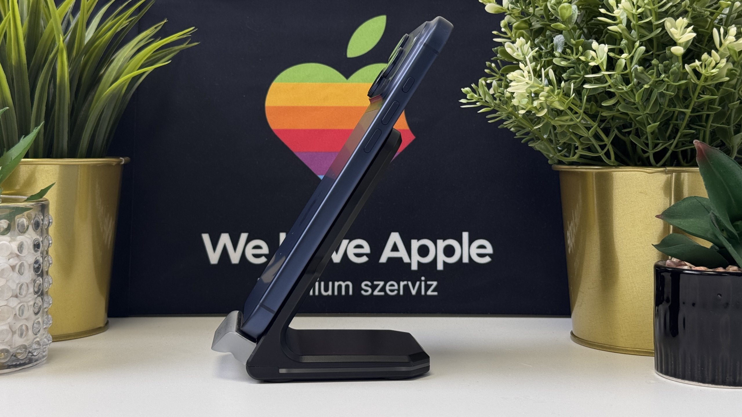 iPhone 17 Pro Max 256GB, Mélykék, Független, Számla, 1 Év Garancia, 100%