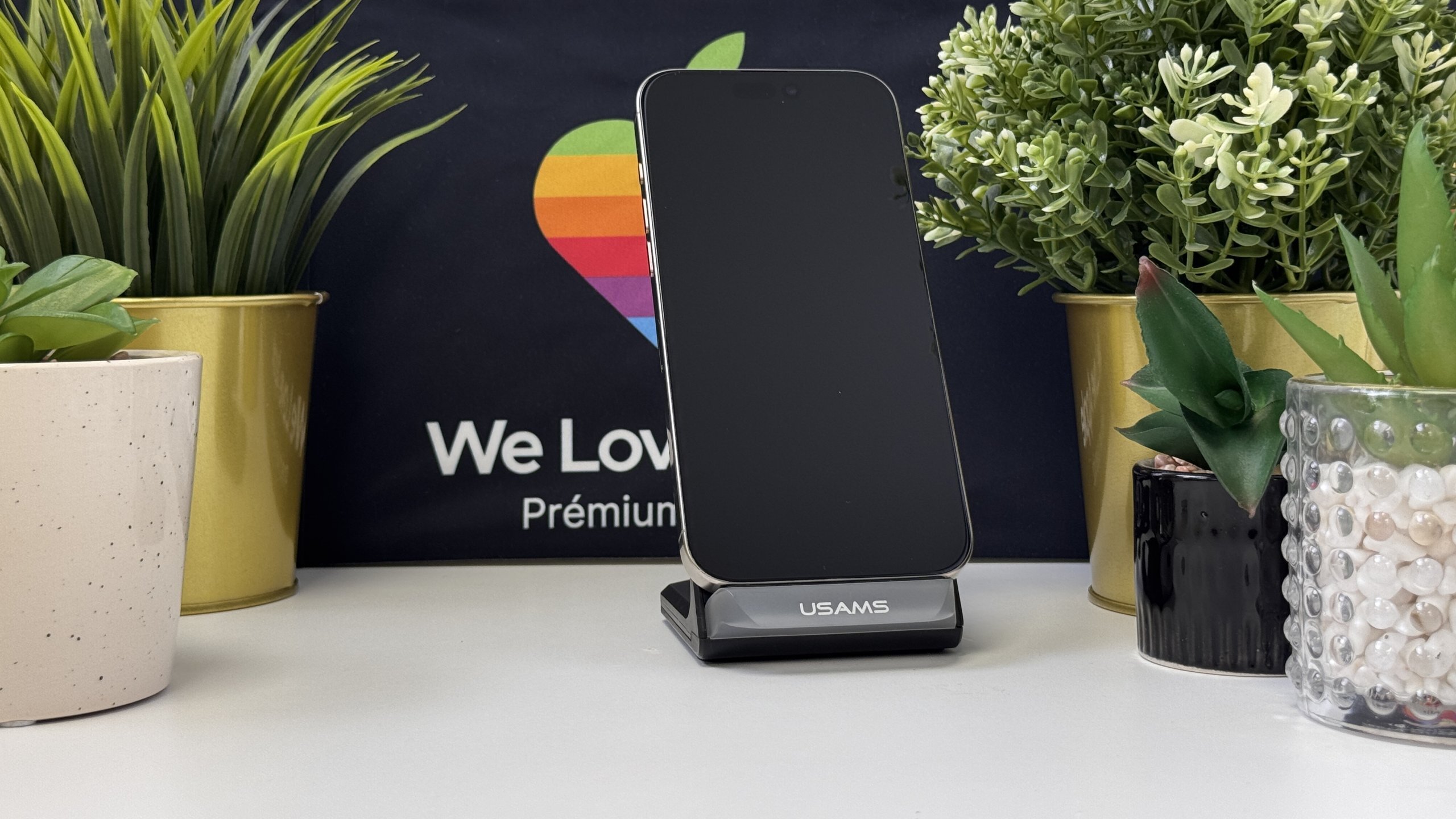 iPhone 16 Pro Max 1TB, Natúr Titán, Független, Számla, 1 Év Garancia, 93%