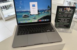 MacBook Air M2 13