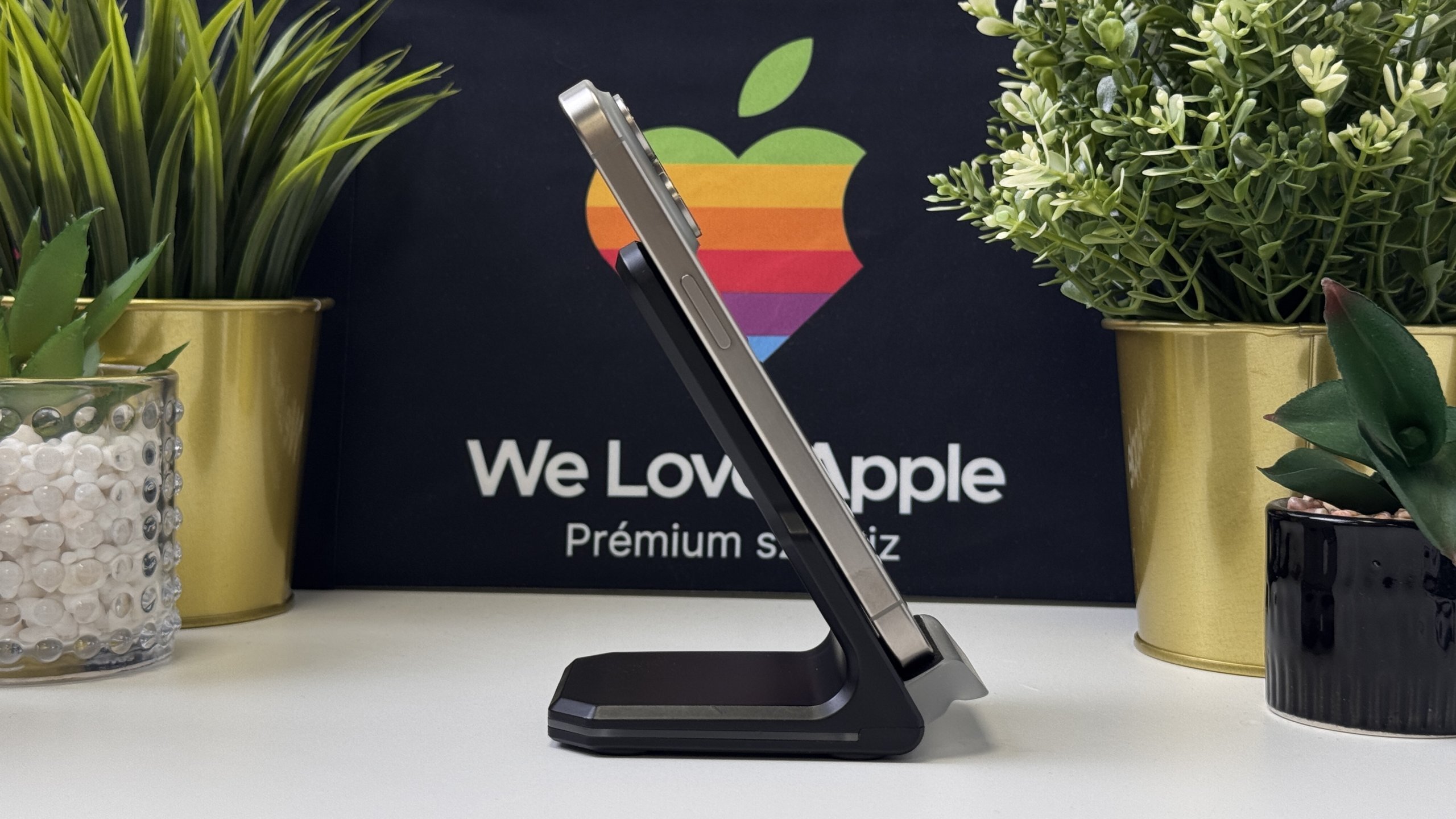 iPhone 15 Pro 256GB, Natúr Titán, Független, Számla, 1 Év Garancia, 100%