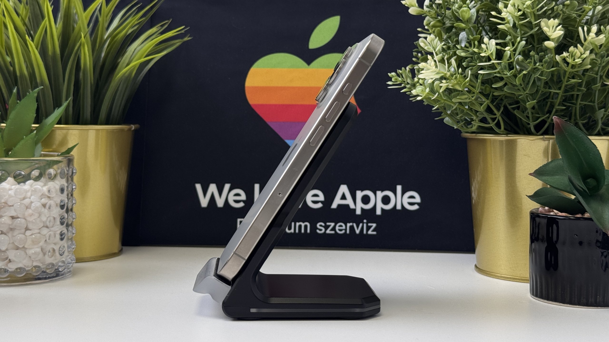 iPhone 15 Pro 256GB, Natúr Titán, Független, Számla, 1 Év Garancia, 100%