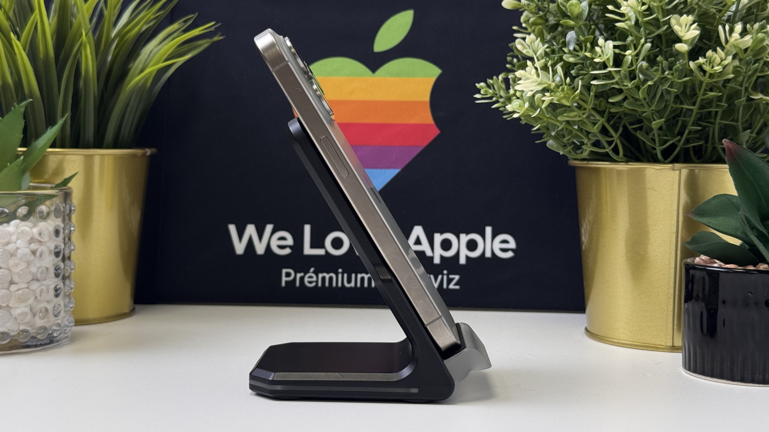 iPhone 15 Pro 256GB, Fekete Titán, Független, Számla, 1 Év Garancia, 100%