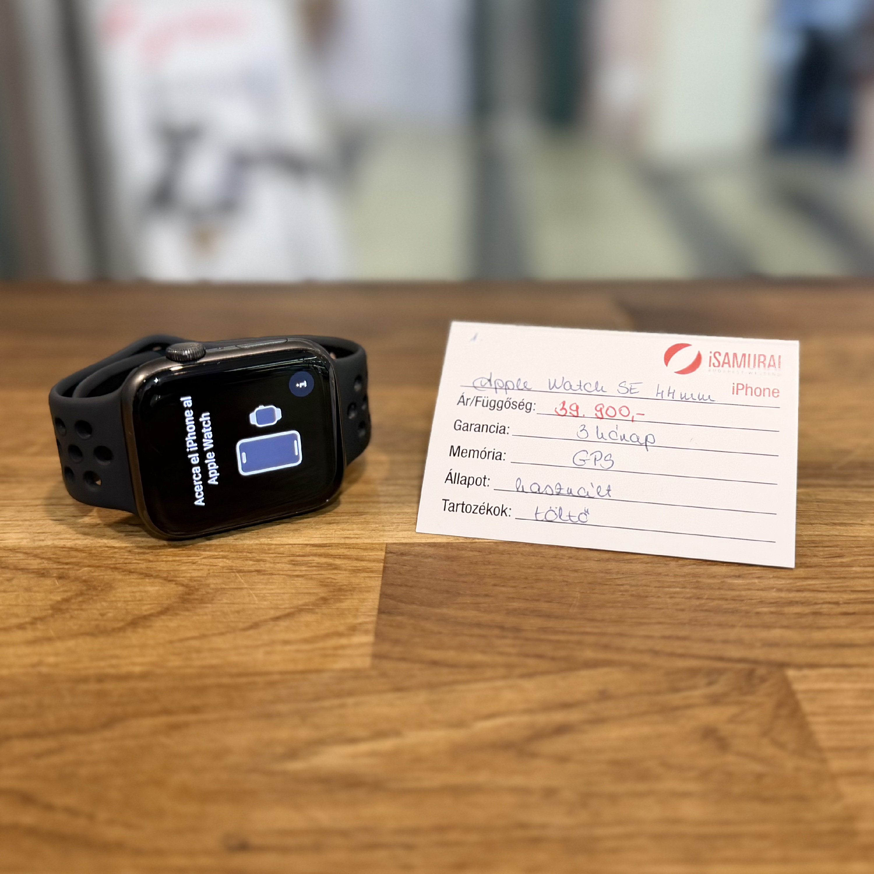 Apple Watch SE - 1st gen. - 44mm - GPS (1.)