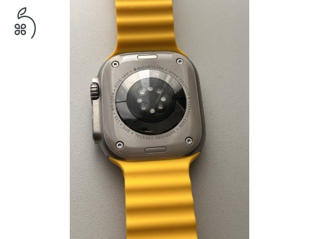 Watch Ultra 1 49mm Titanium GPS+LTE + 4 extra szíj