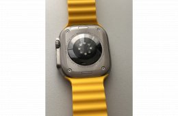 Watch Ultra 1 49mm Titanium GPS+LTE + 4 extra szíj