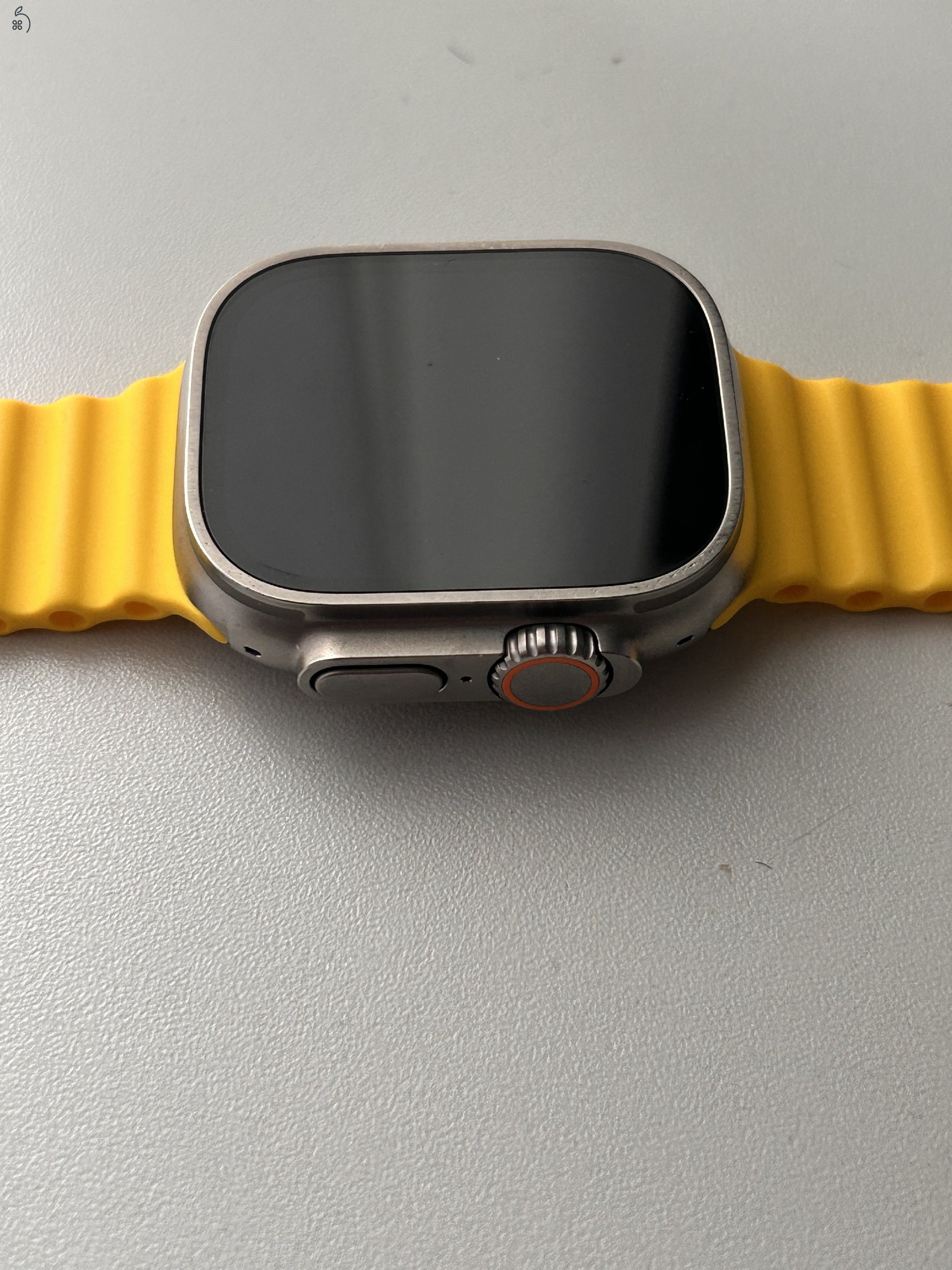 Watch Ultra 1 49mm Titanium GPS+LTE + 4 extra szíj