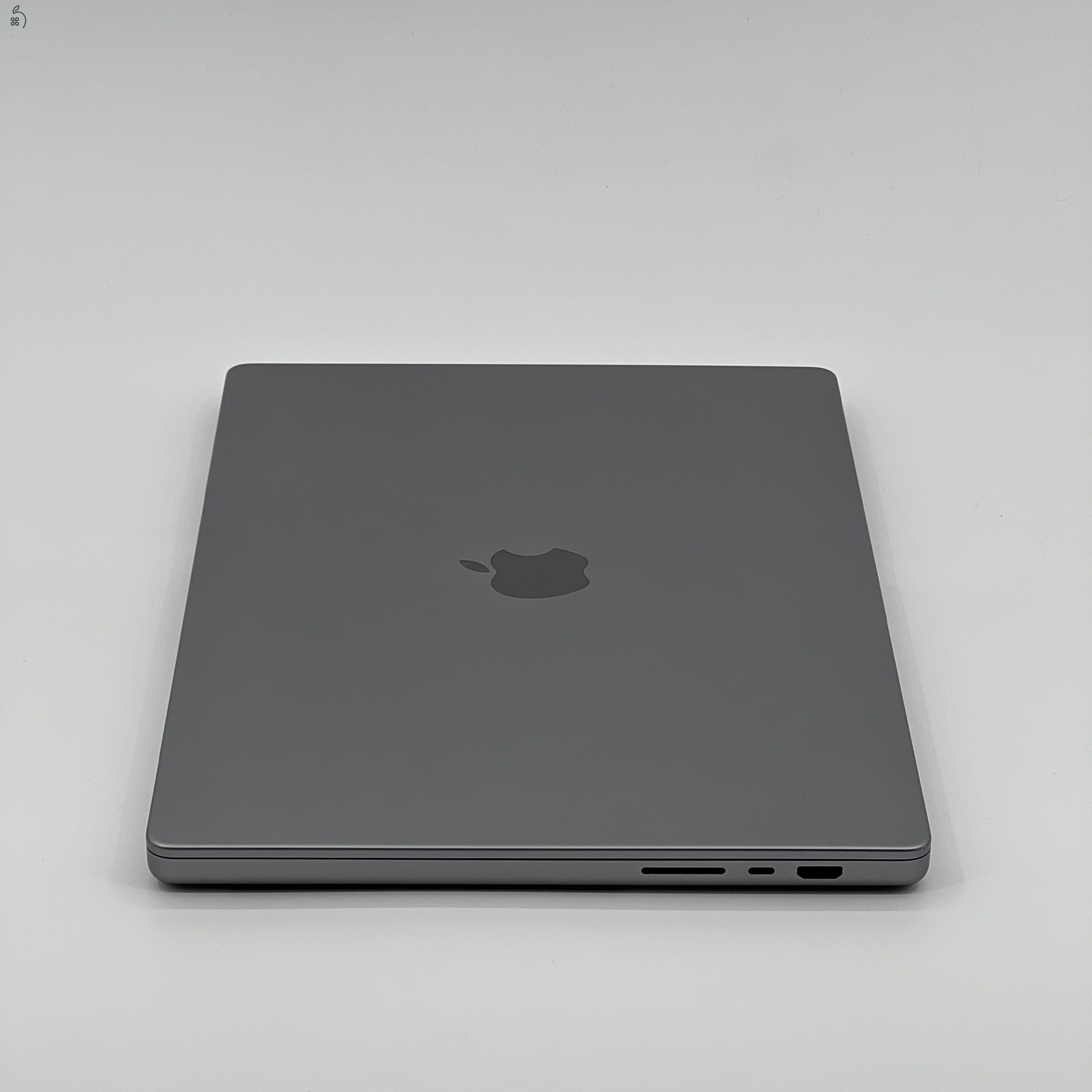 MacBook Pro 16″ 2021, M1 Pro 10 Cores, 16 GB RAM, 16 core GPU, 512 GB SSD, Space Gray 27% Áfás,