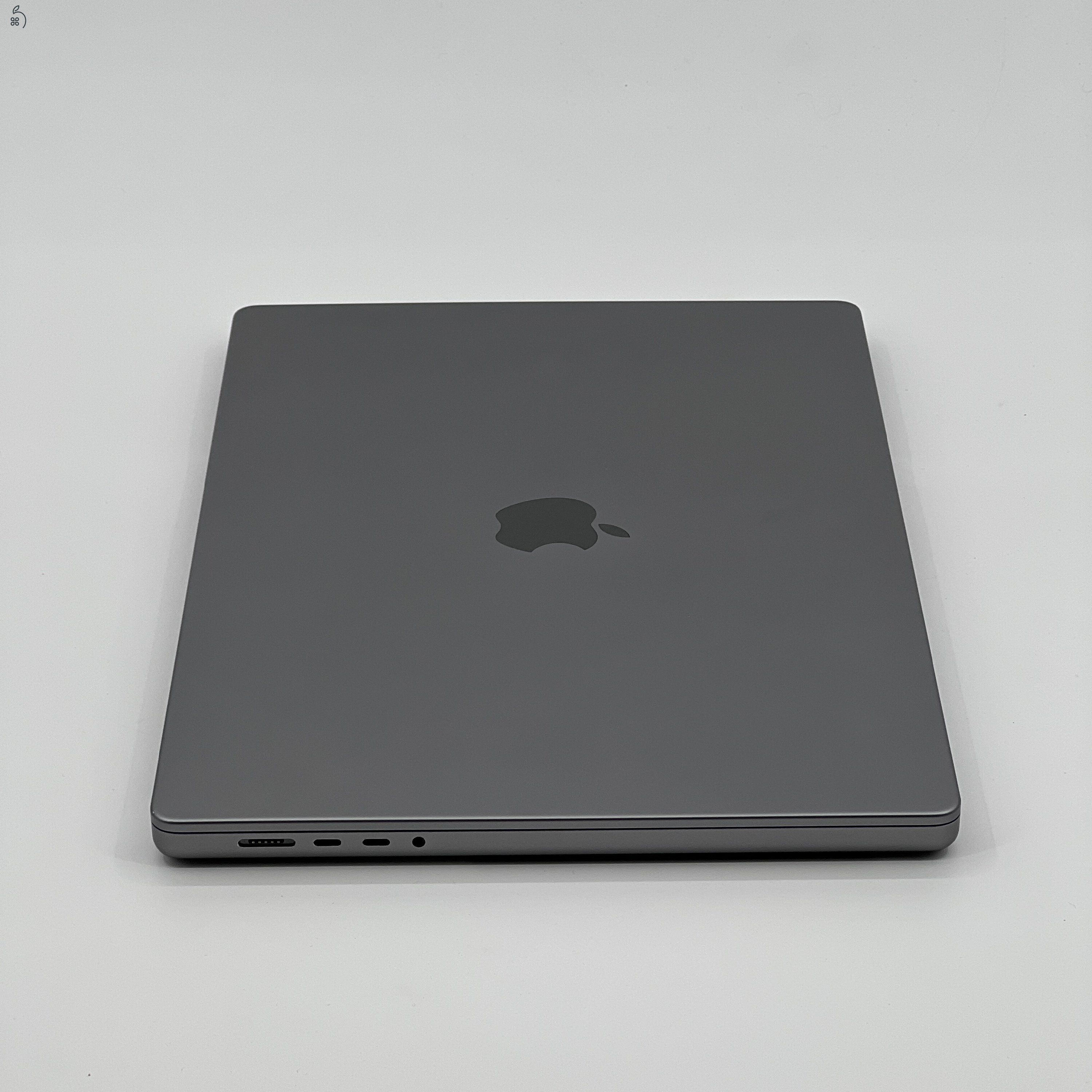MacBook Pro 16″ 2021, M1 Pro 10 Cores, 16 GB RAM, 16 core GPU, 512 GB SSD, Space Gray 27% Áfás,