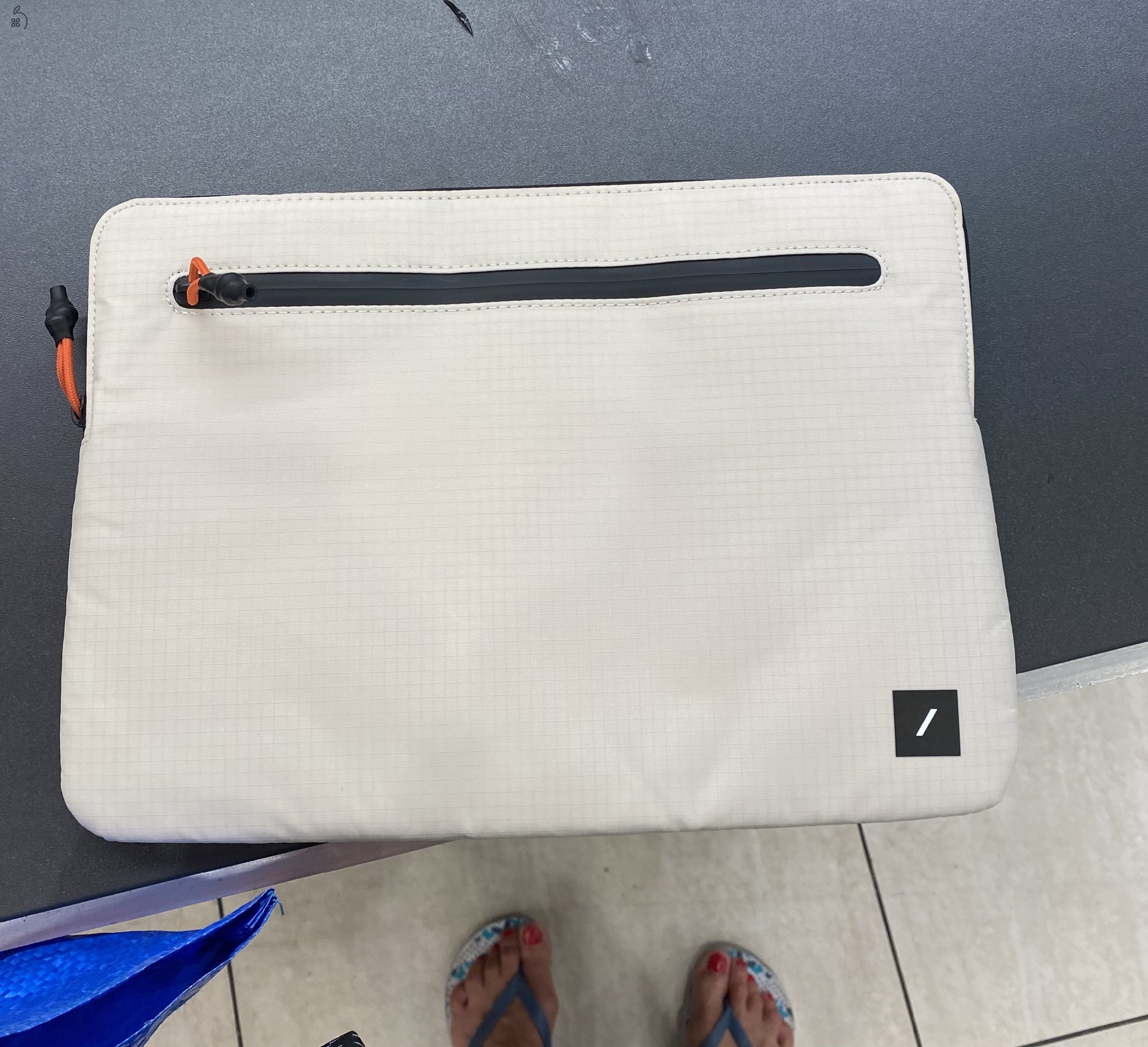 MacBook Air 13” Native Union tok