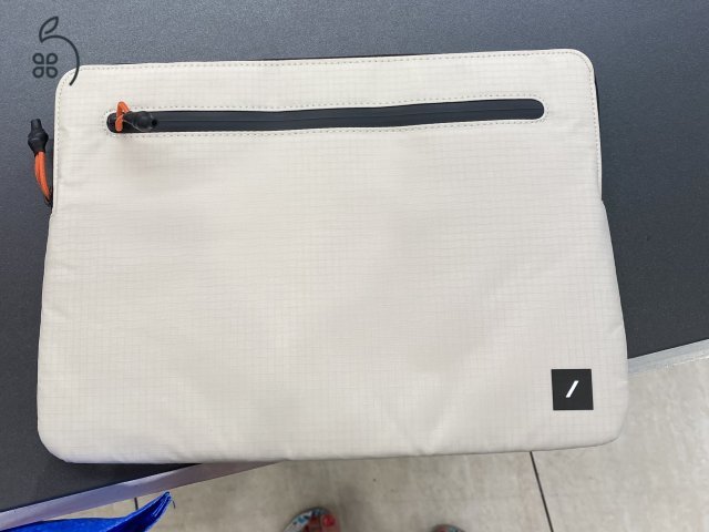 MacBook Air 13” Native Union tok