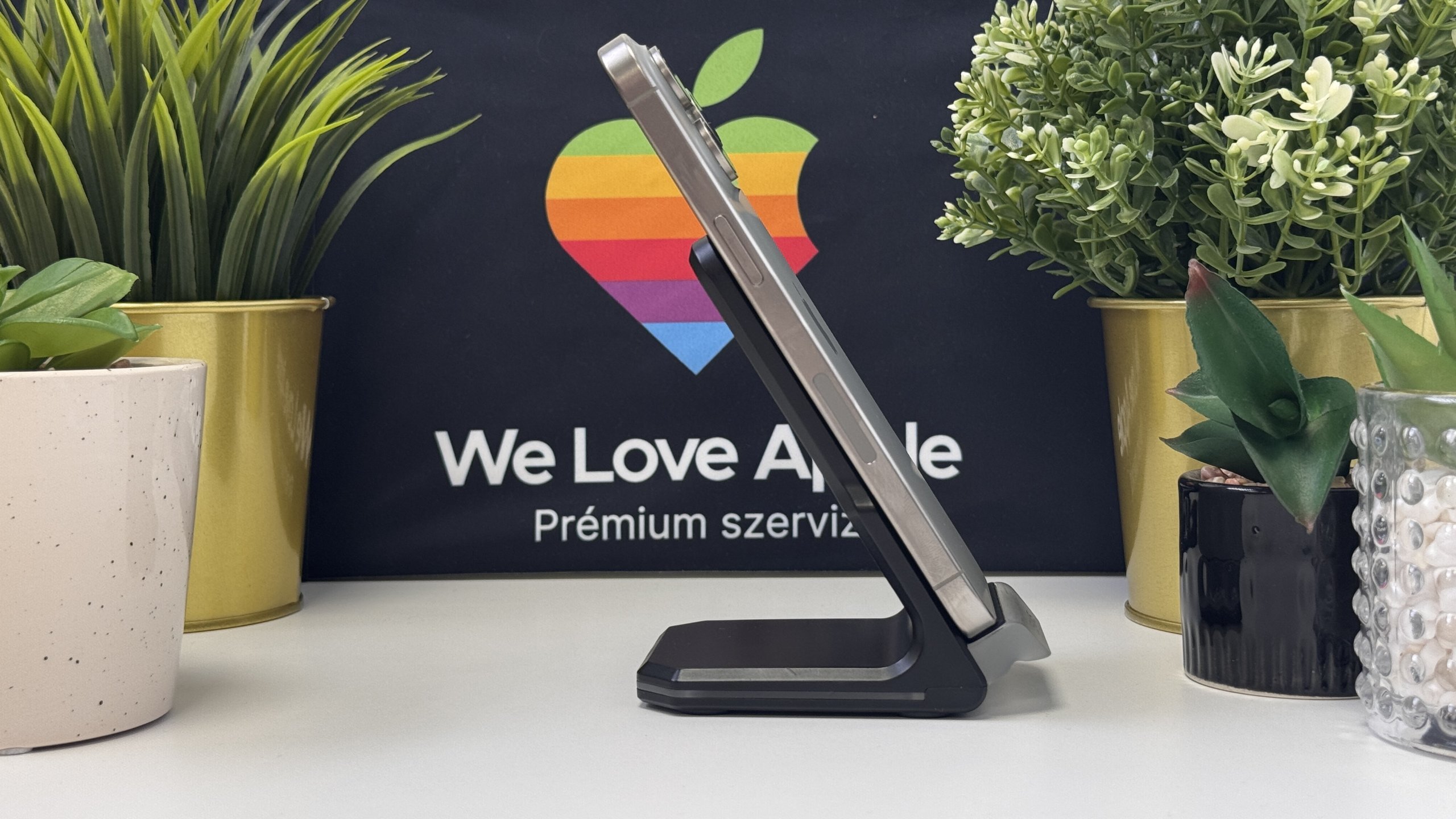iPhone 15 Pro Max 256GB, Natúr Titán, Független, Számla, 1 Év Garancia, 100%