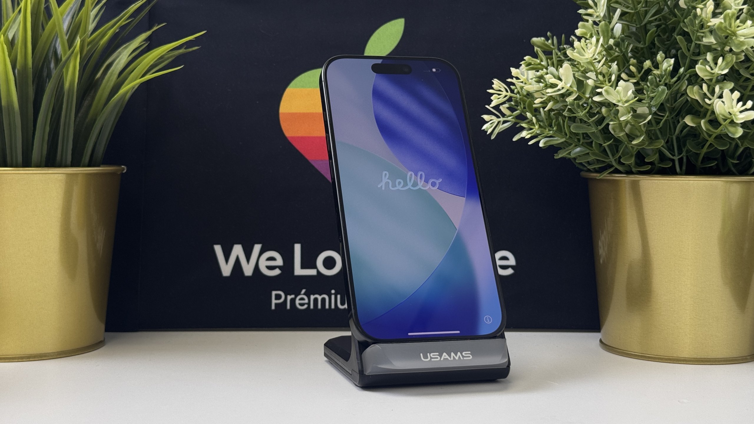 iPhone 16 Pro 256GB, Fekete Titán, Független, Számla, 1 Év Garancia, 92%