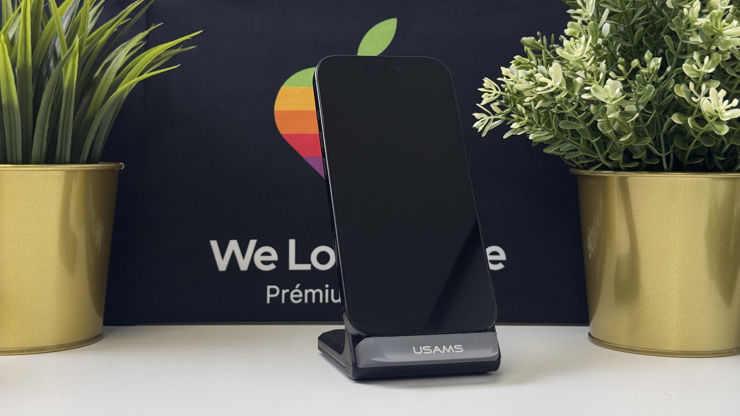 iPhone 16 Pro 256GB, Fekete Titán, Független, Számla, 1 Év Garancia, 92%