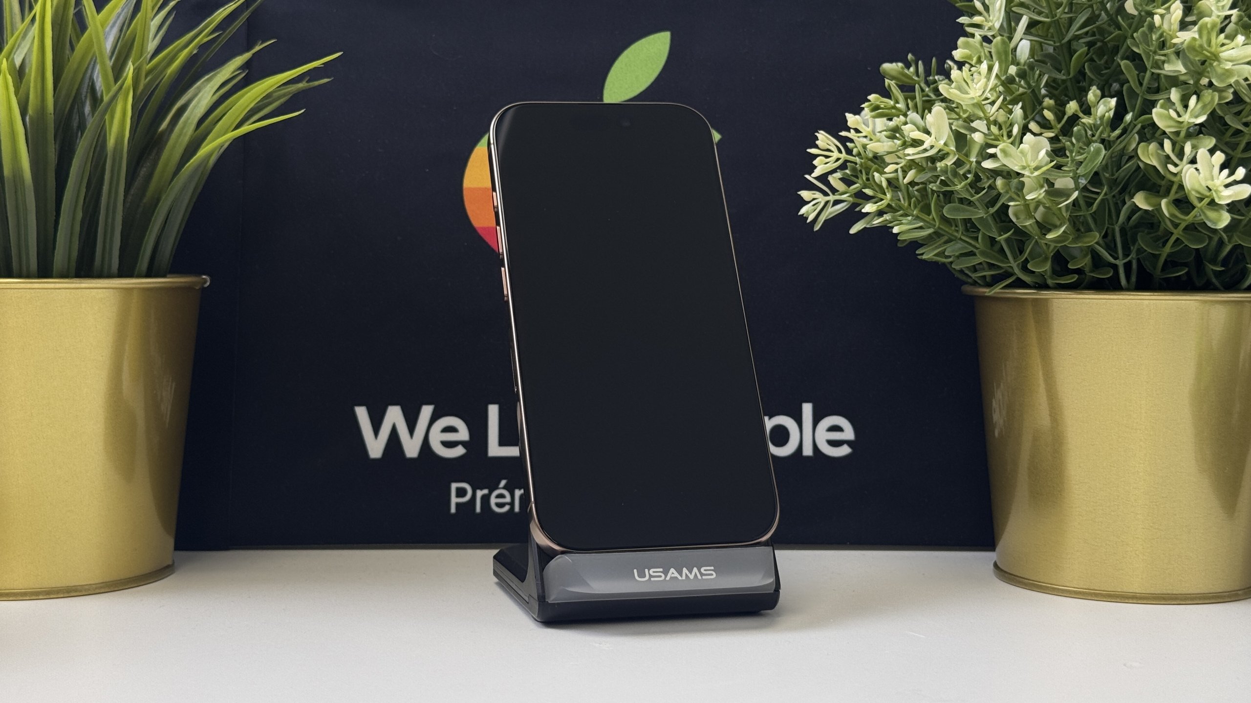 iPhone 16 Pro 256GB, Sivatagszínű Titán, Független, Számla, 1 Év Garancia, 90%