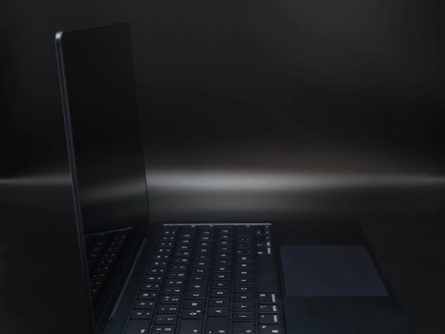 Apple MacBook Air M3 2024 13