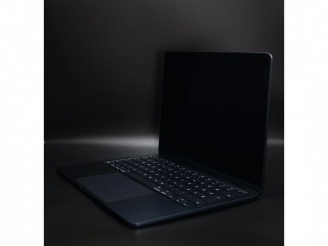 Apple MacBook Air M3 2024 13