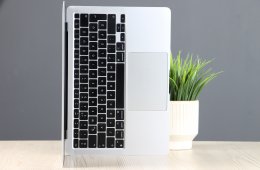 MacBook Air 13