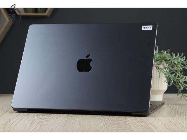 ÚJSZERŰ APPLE MACBOOK PRO 14” M5 512GB – ASTRO FEKETE – APPLE GARANCIÁVAL US-8009