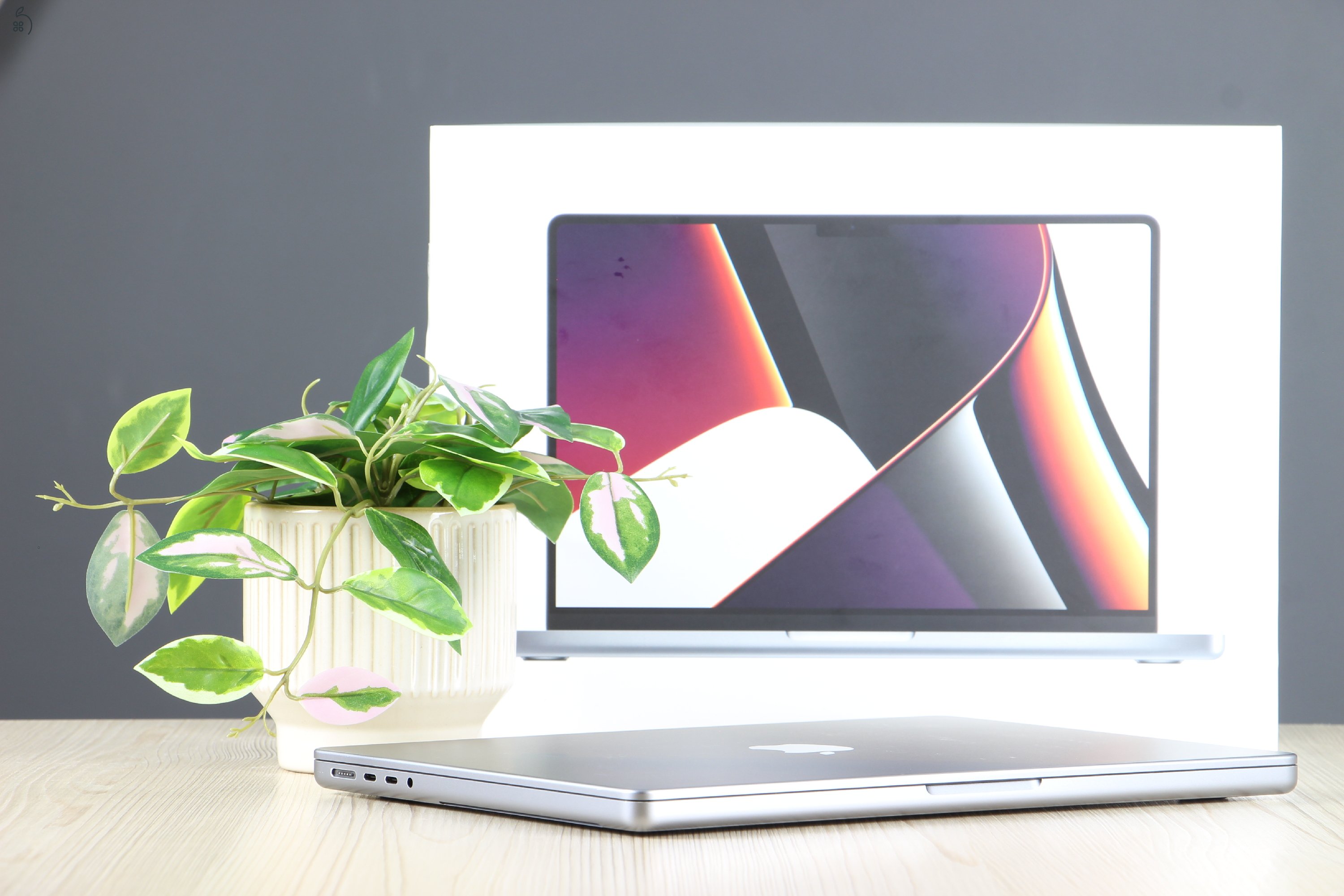 Apple Macbook Pro 14