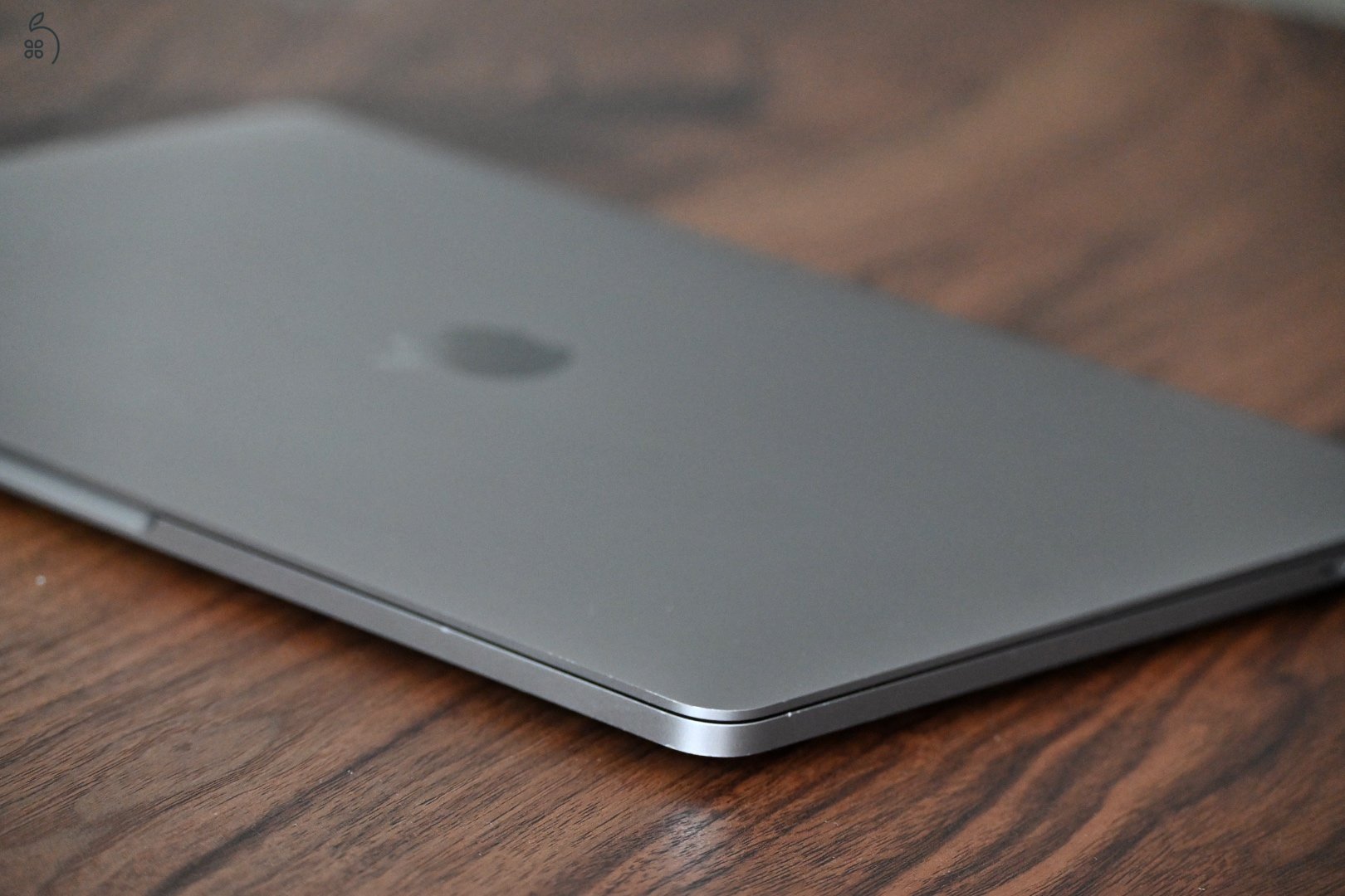 Eladó Macbook Pro 13” A1989 (2019 októberi)