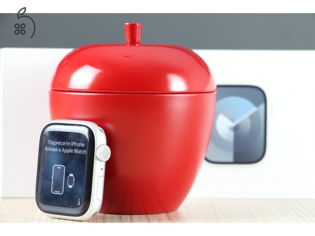 Újszerű Apple Watch S9 45mm GPS ezüst A+ US-8155