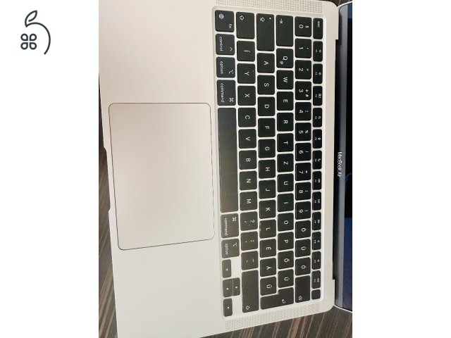 Eladó MacBook Air M1 13