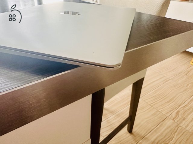 Eladó MacBook Air M1 13
