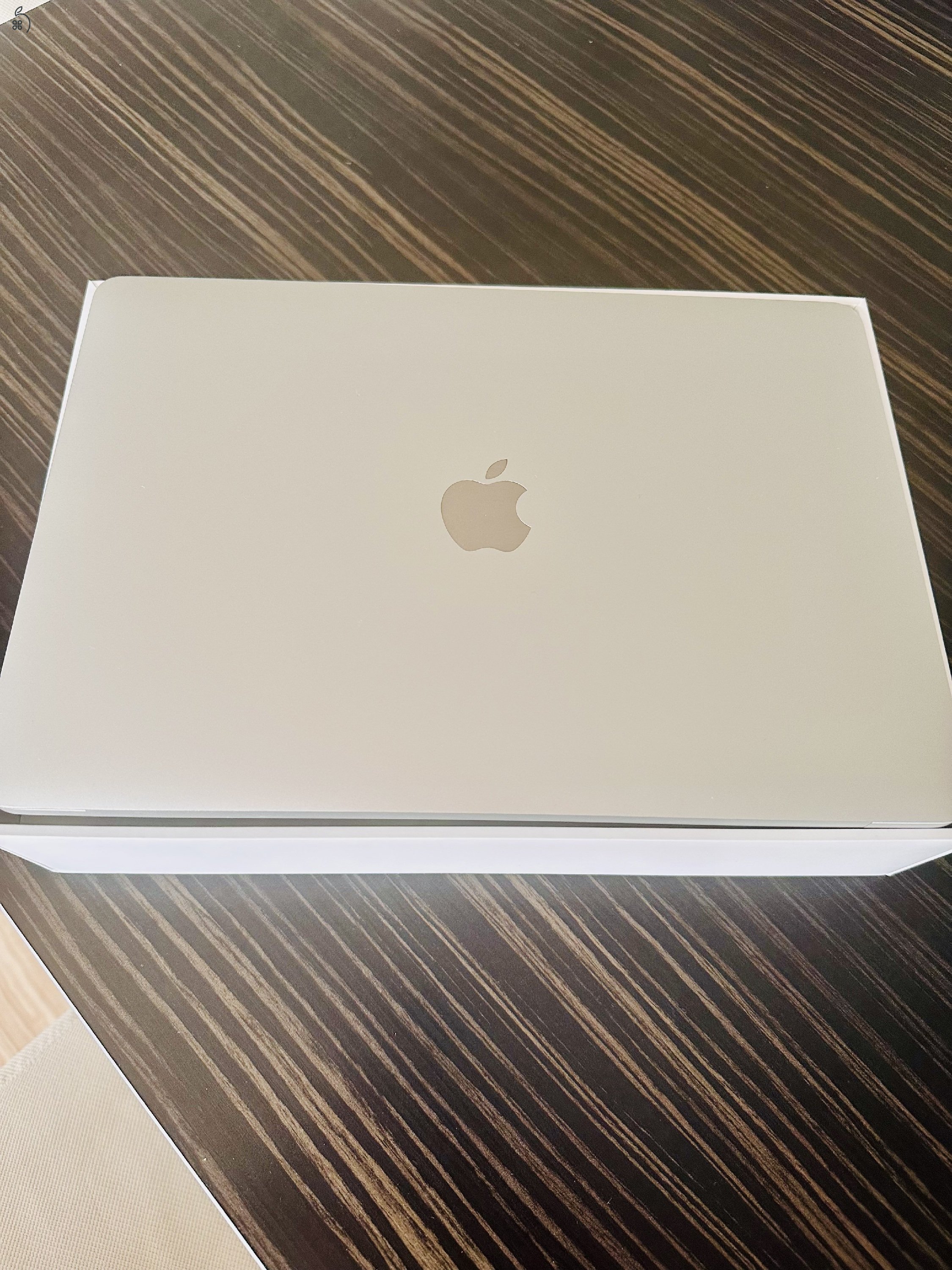 Eladó MacBook Air M1 13