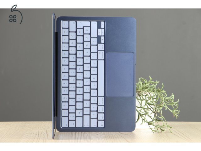 Újszerű Apple Macbook Neo 256/ 8GB kék HUN A+ US-8147