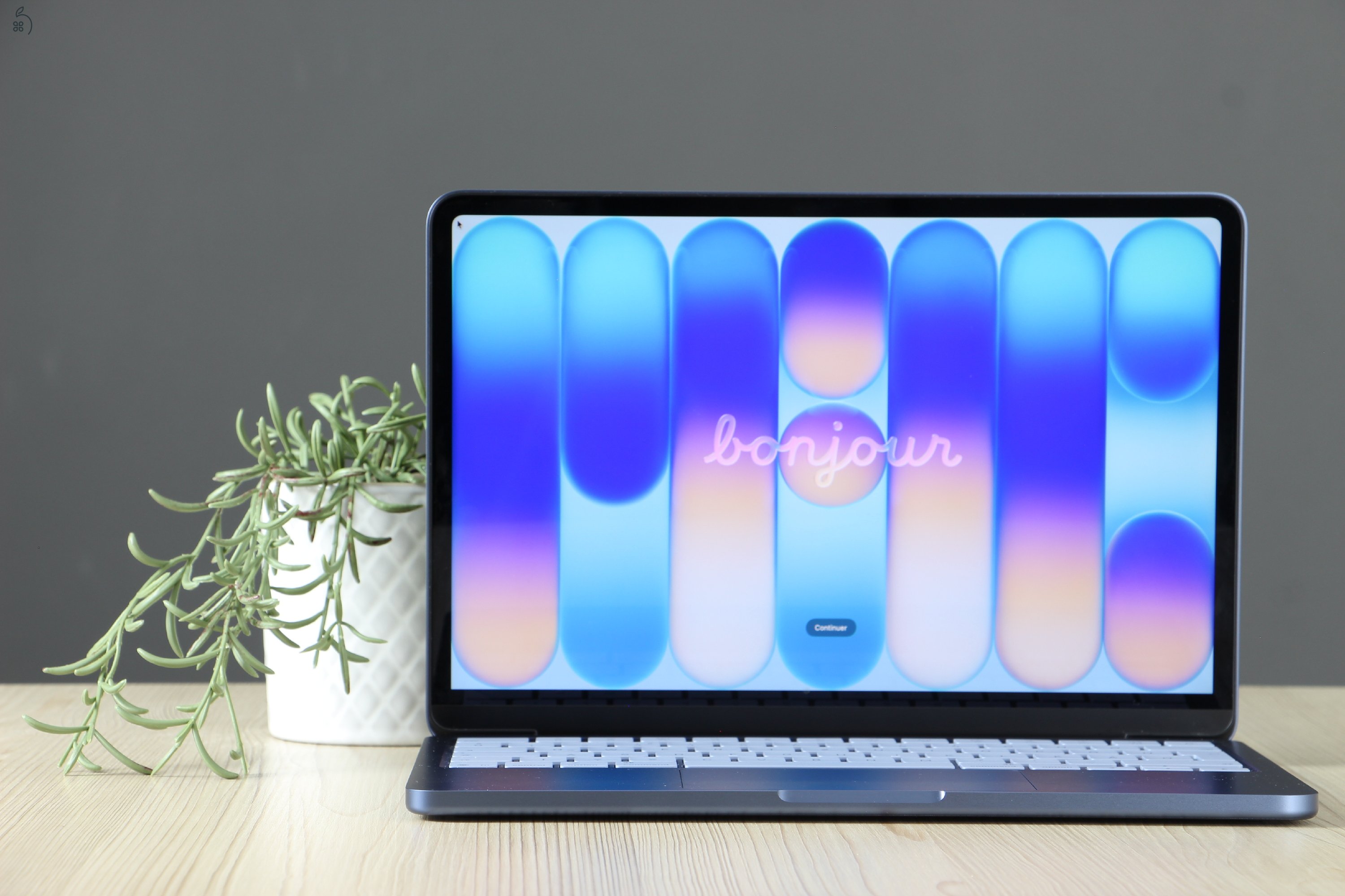 Újszerű Apple Macbook Neo 256/ 8GB kék HUN A+ US-8147