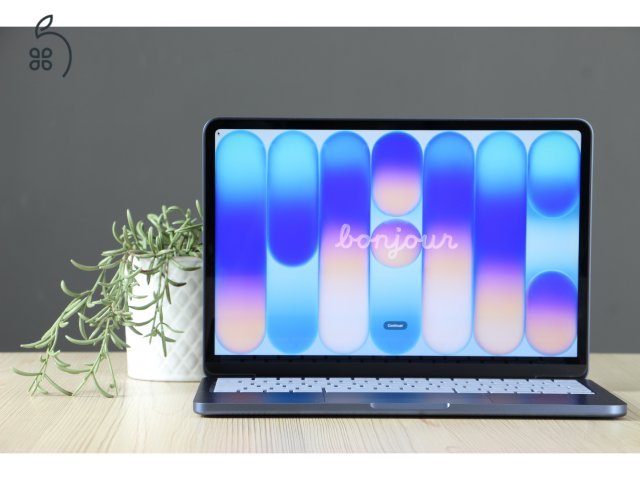Újszerű Apple Macbook Neo 256/ 8GB kék HUN A+ US-8147
