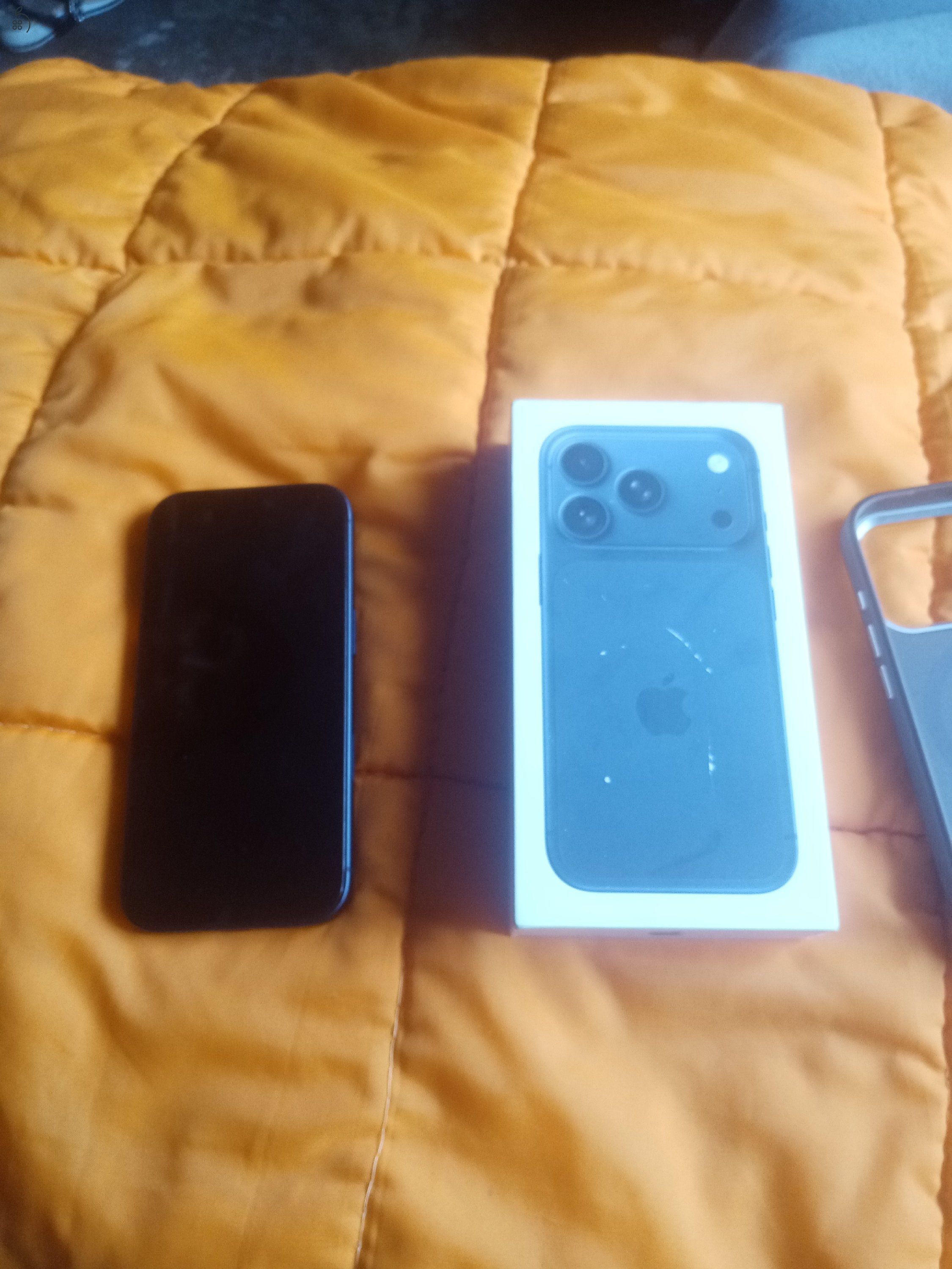 IPhone 17 pro Deep Blue 256gb 