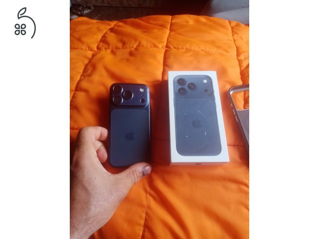 IPhone 17 pro Deep Blue 256gb 