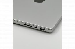 MacBook Pro 14″ 2021, M1 Max , 64 GB RAM, 10 core CPU, 24 core GPU, 512GB SSD 27% Áfás. (0505AB)