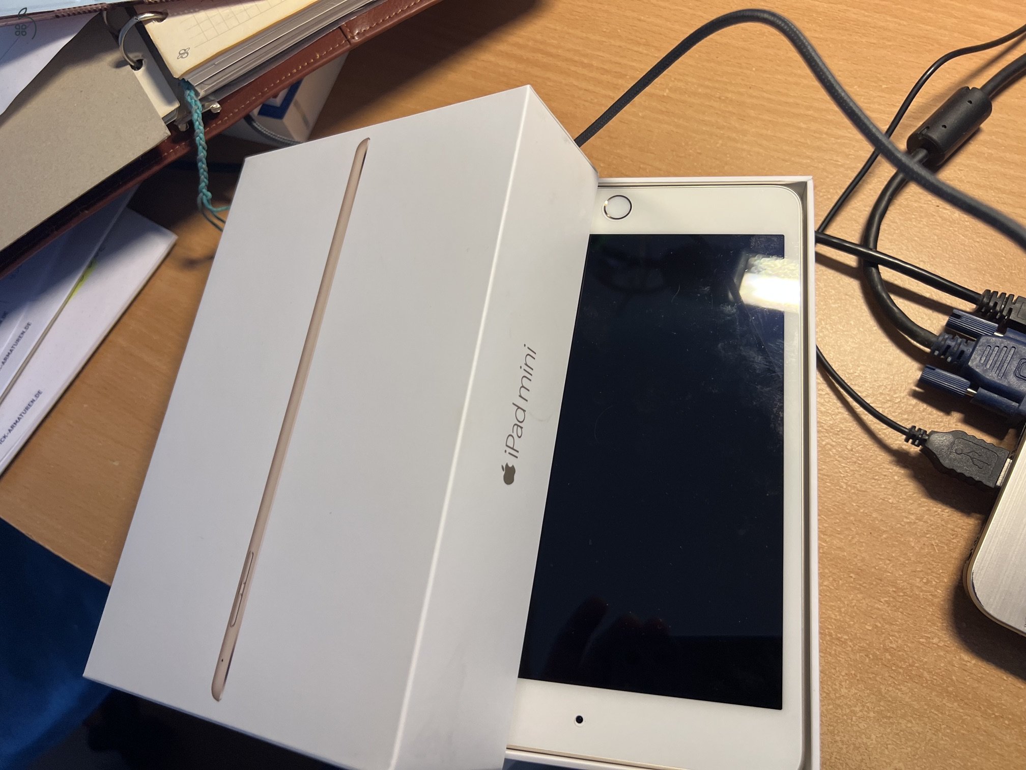 iPad mini, 4 32 Gb , wifi akkumulátor 89% 