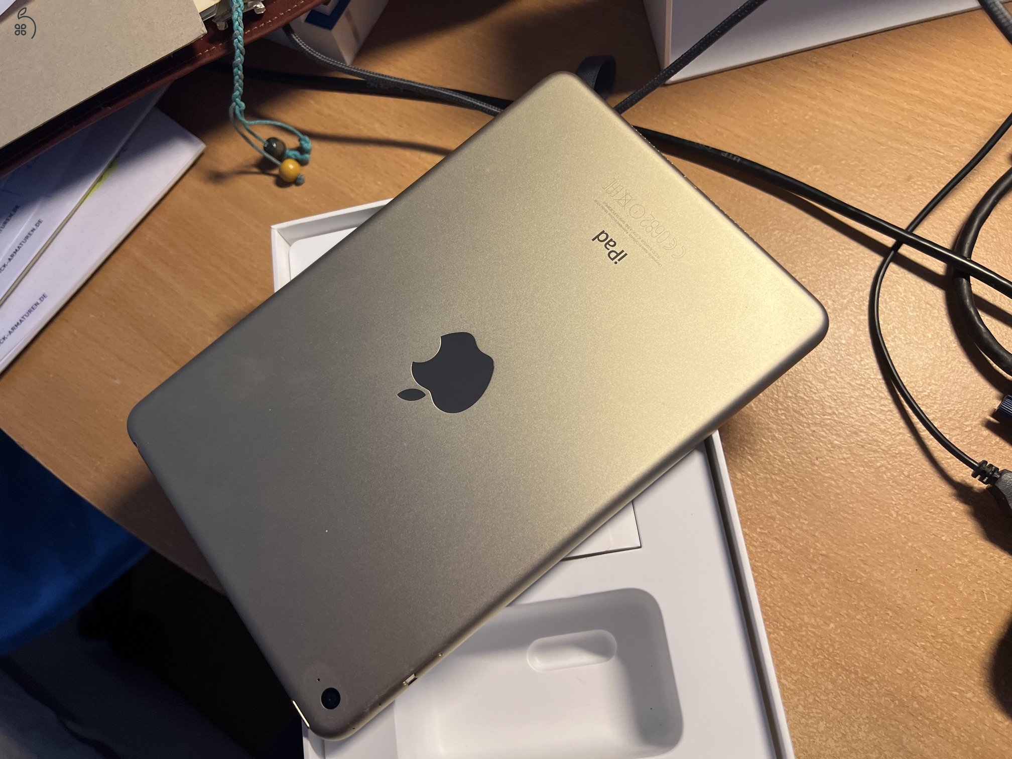 iPad mini, 4 32 Gb , wifi akkumulátor 89% 