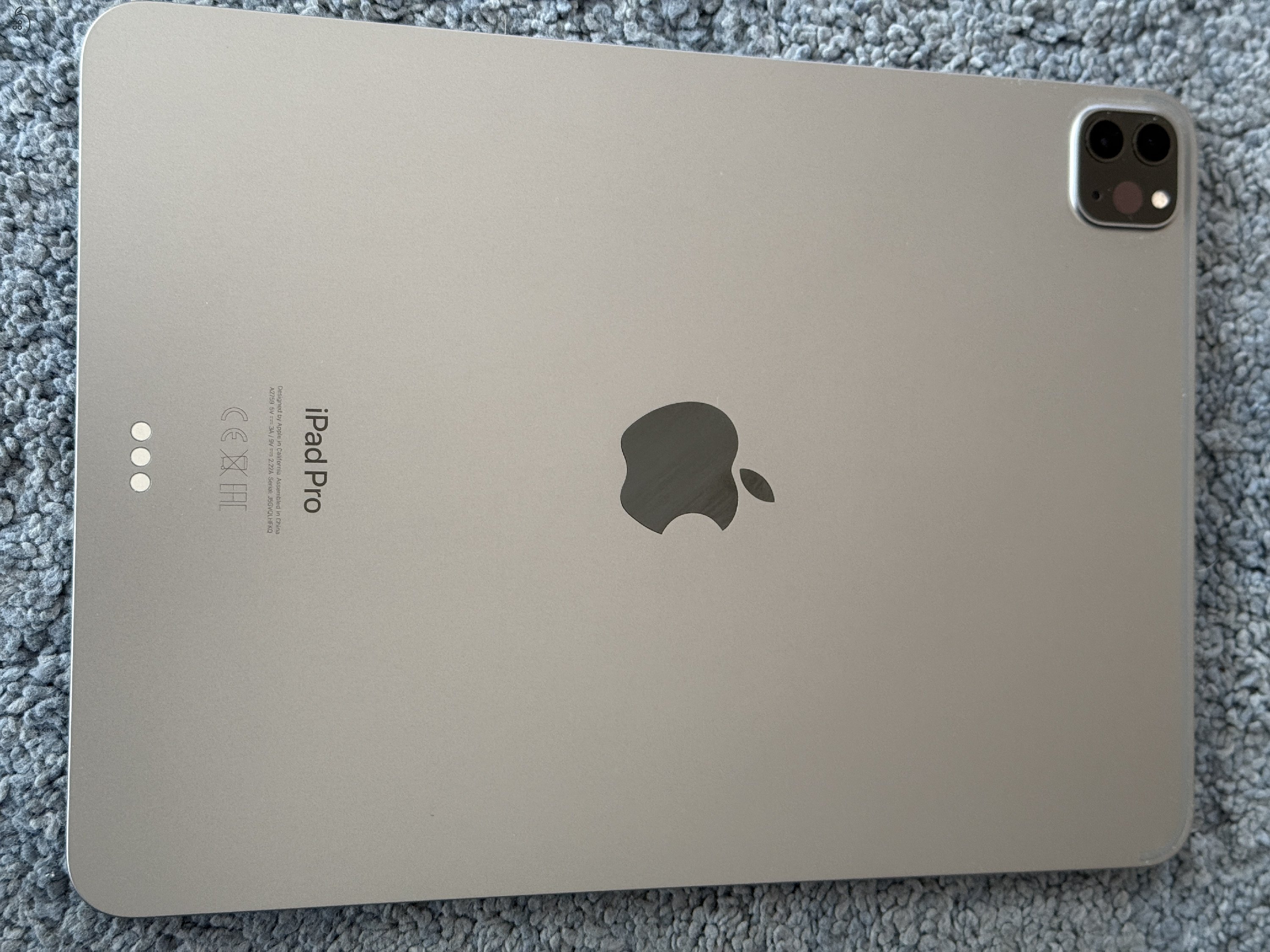 iPad Pro 11” (4. generáció, M2) 128 GB WiFi – Újszerű állapot, 91% akkumulátor + tok