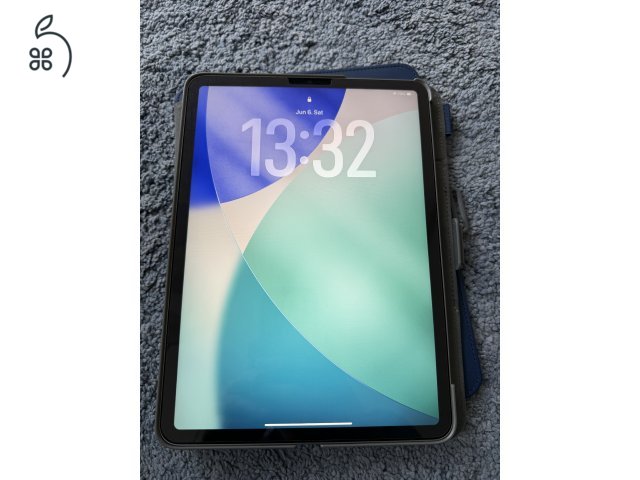 iPad Pro 11” (4. generáció, M2) 128 GB WiFi – Újszerű állapot, 91% akkumulátor + tok