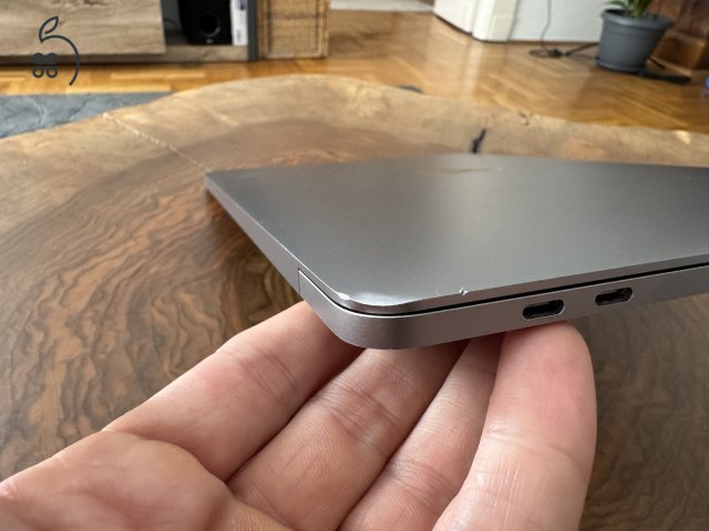 Macbook Pro 13 (2016)