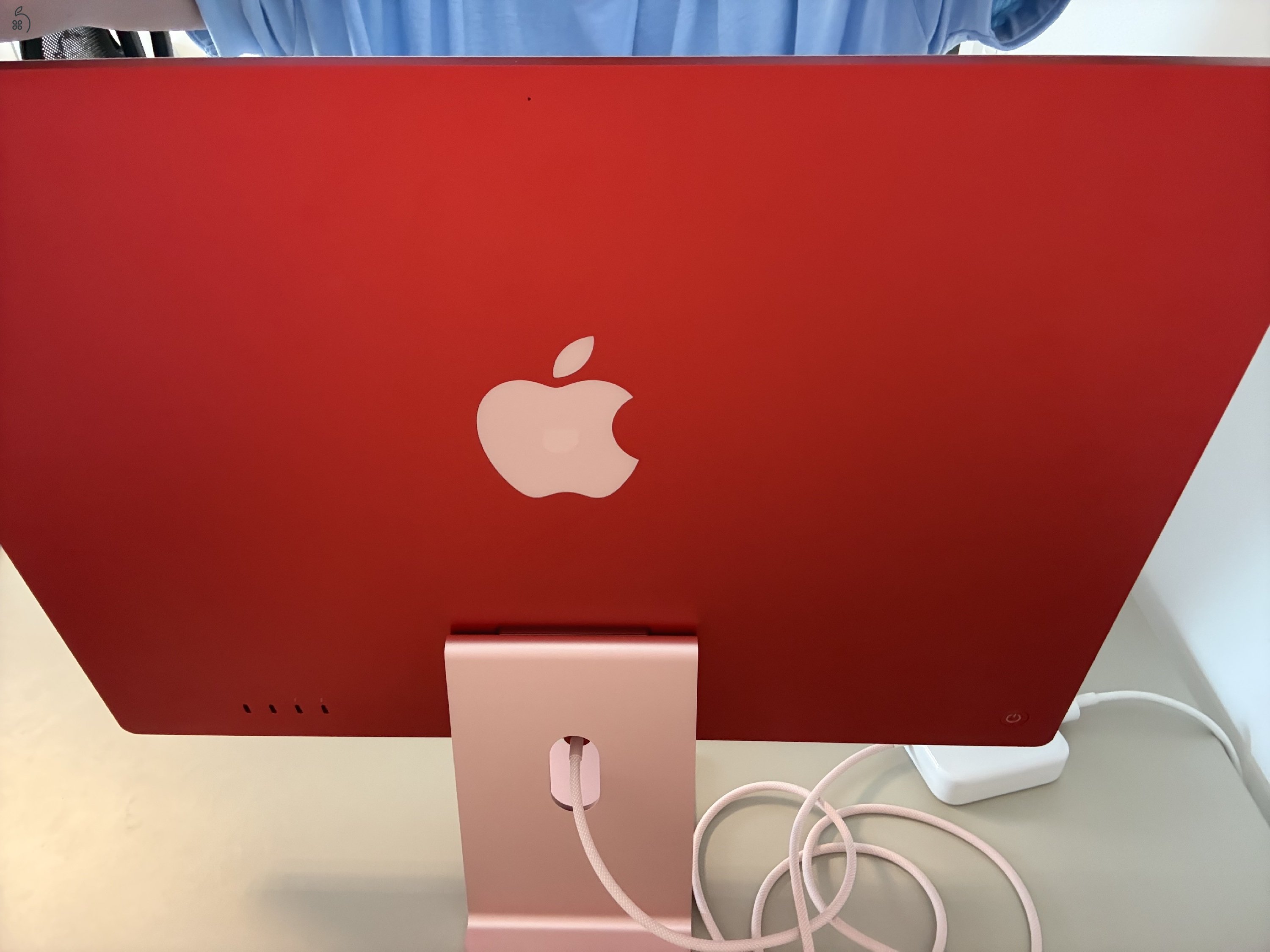 iMac 24-inch, 2021 M1 - pink/piros