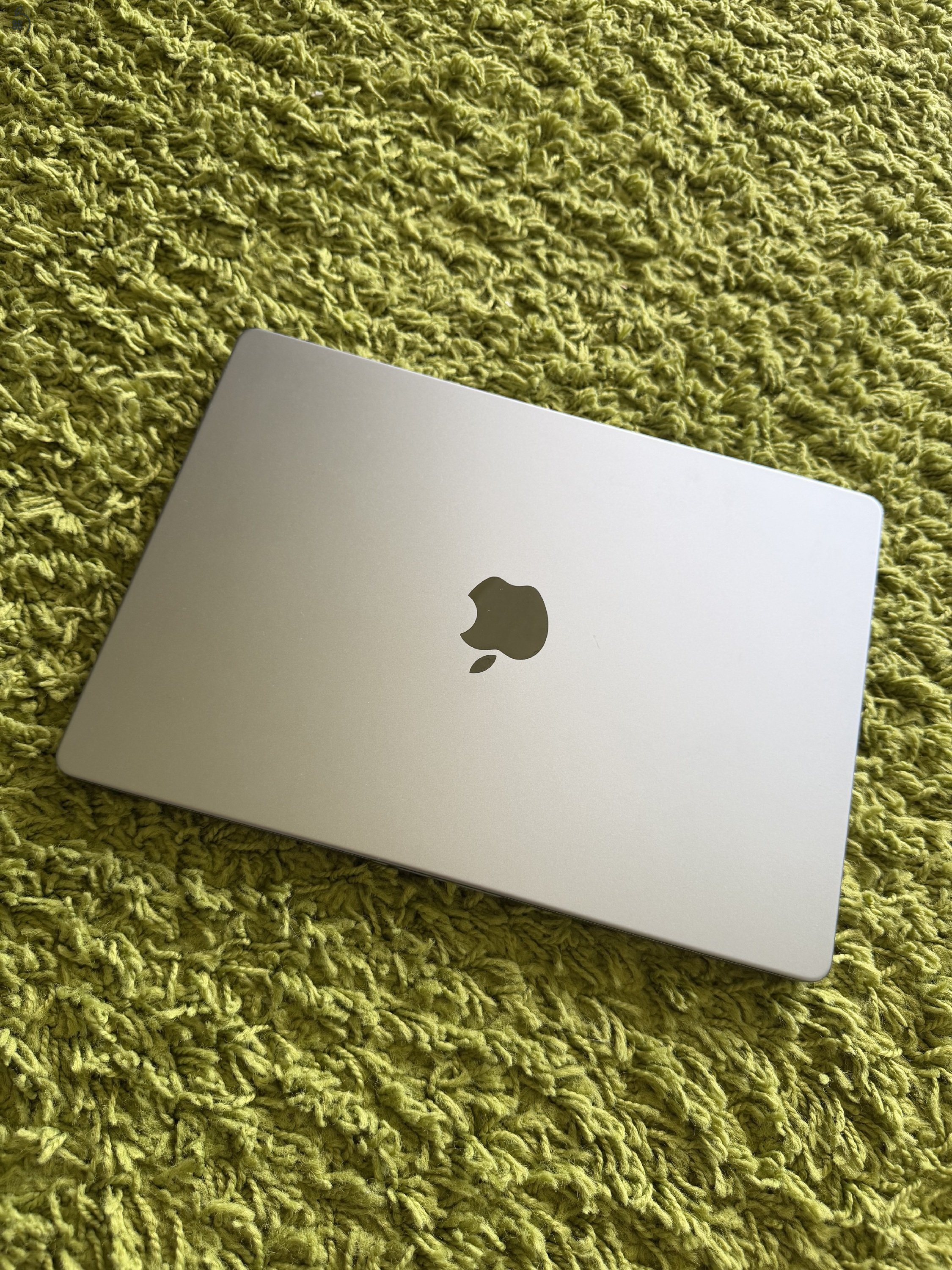 Apple MacBook Pro 14” (2021) – M1 Pro / 16GB RAM / 1TB SSD – teljes gyári csomaggal
