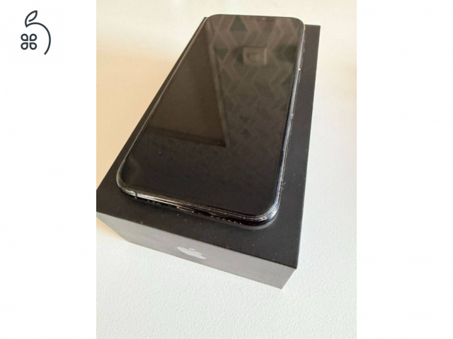 Iphone 11 Pro 64GB független gyári dobozzal, tartozékokkal