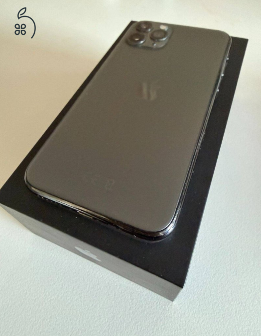 Iphone 11 Pro 64GB független gyári dobozzal, tartozékokkal